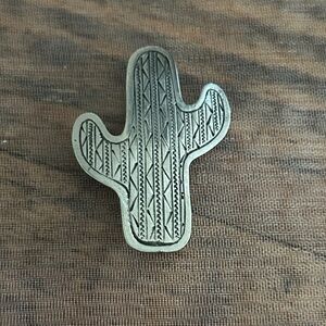 JJ Jonette‎ 1988 pewter Cactus Brooch